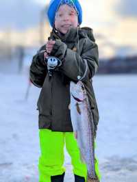 乘極光列車泡溫泉|7天解鎖阿拉斯加玩法