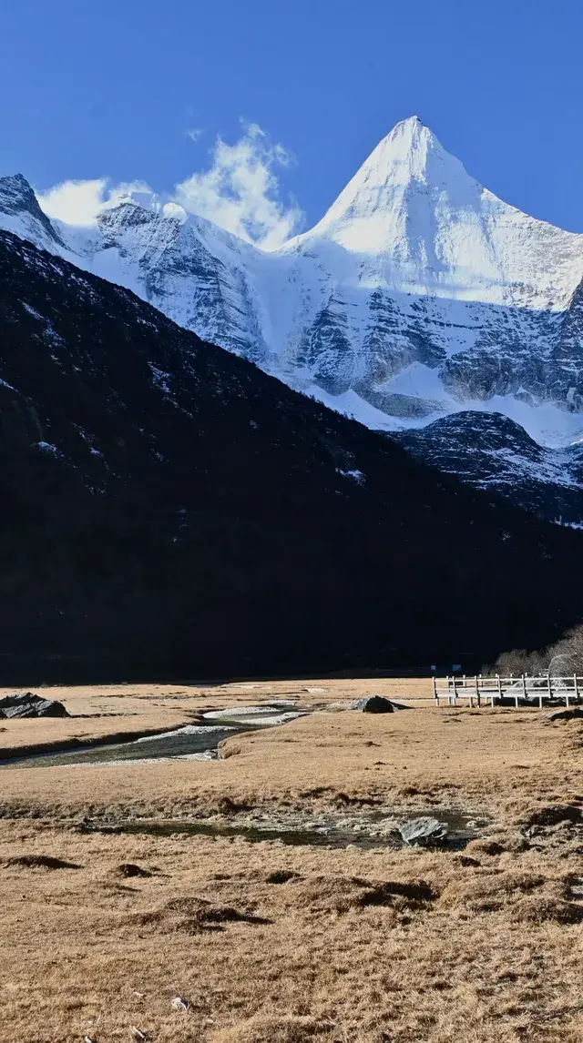 稻城亞丁真的美得要命 稻城亞丁真的美得要命