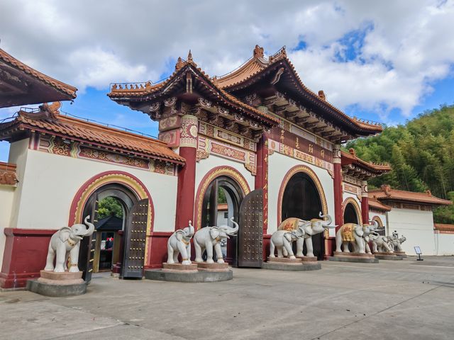 宜興大覺寺|江南小布達拉宮絕絕子免費清淨還能登山祈福! 宜興大覺寺|江南小布達拉宮絕絕子免費清淨還能登山祈福!