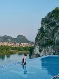 漓江畔的免費神仙體驗！睡進山水畫裡