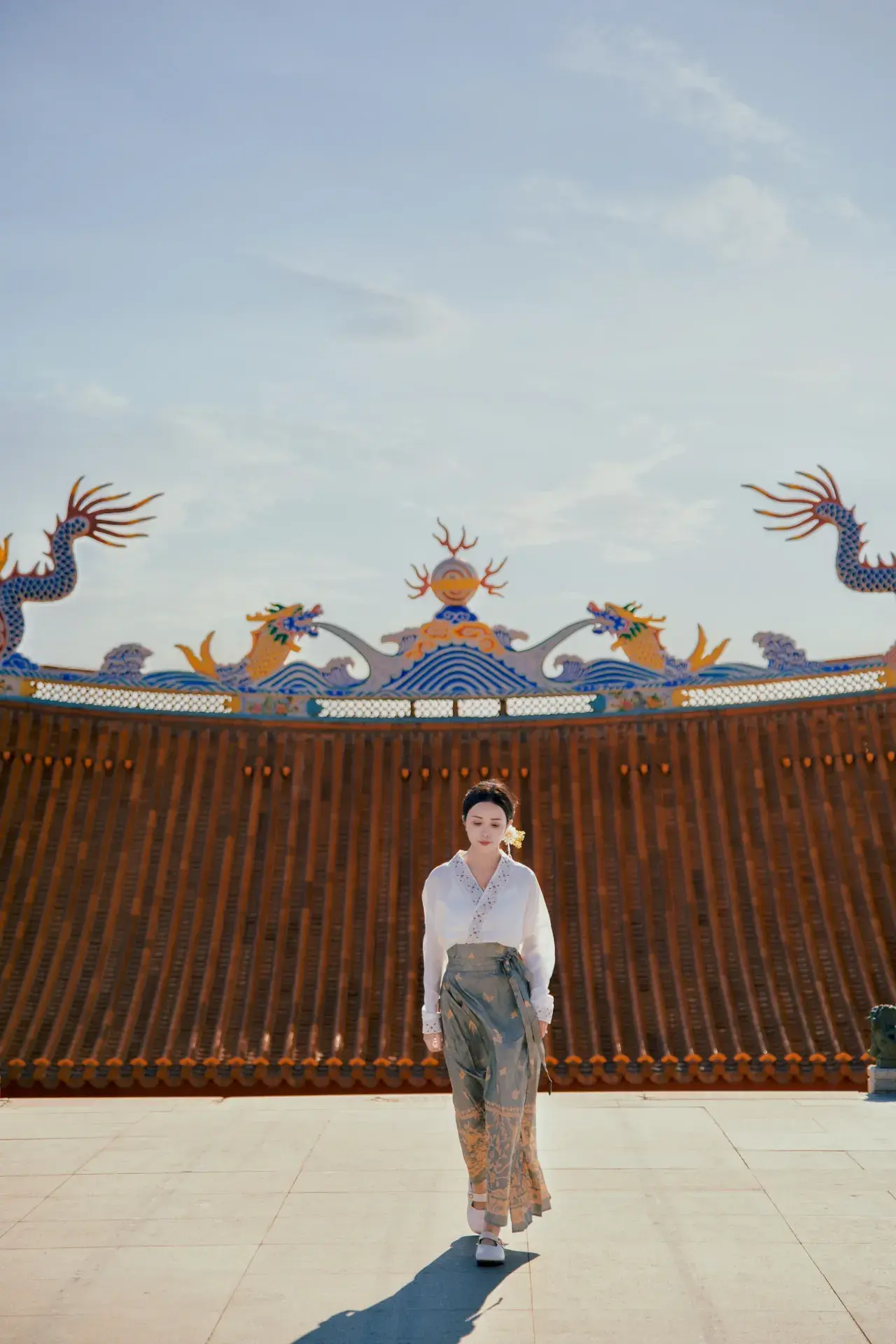 Theo dõi hành trình của đảo Meizhou qua ống kính máy quay! Chúng tôi đã hoàn thành việc quay phim tại quảng trường Tianhou chỉ trong một giờ.