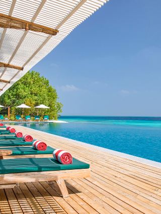 Maldives NH Reethi benefits|kids eat and stay free + four exclusive gifts