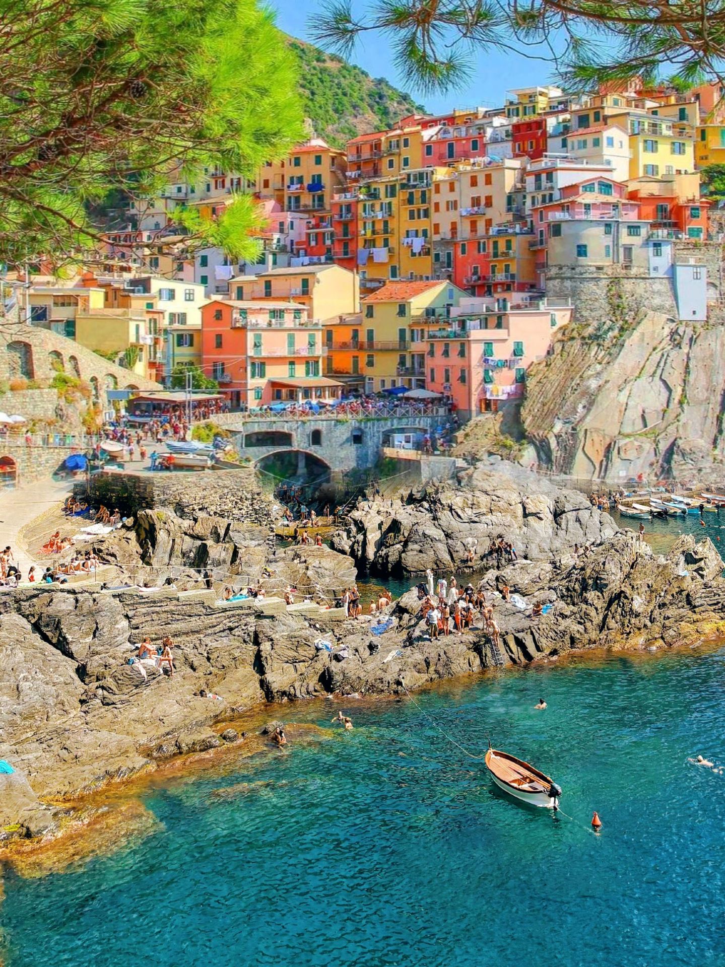 Finally arrived at the legendary colorful fairy-tale town, truly so healing