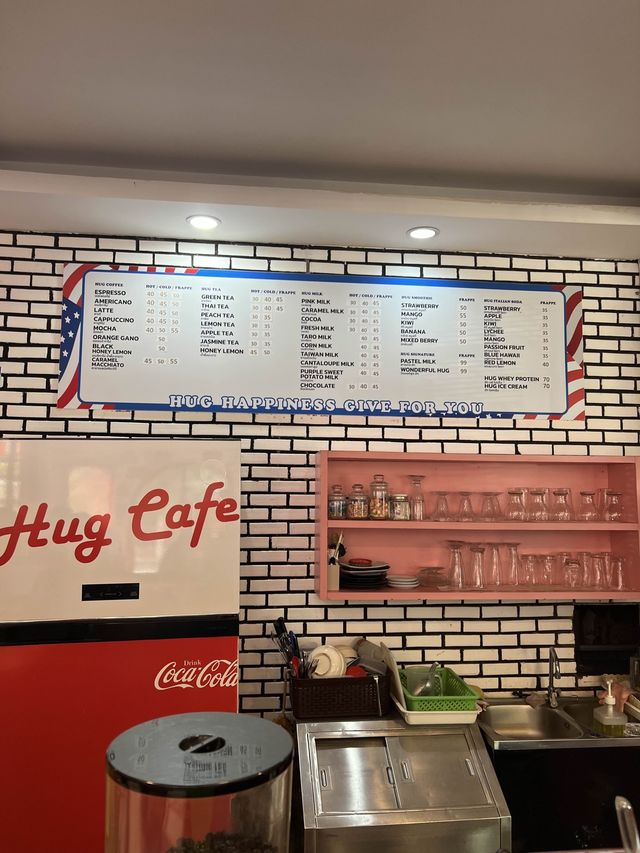 คาเฟ่วัยรุ่นอเมกา hug cafe ☕️✨ เชียงใหม่