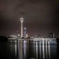 Riverfront Walk