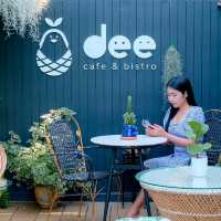 Dee​Cafe​& bistro Phuket