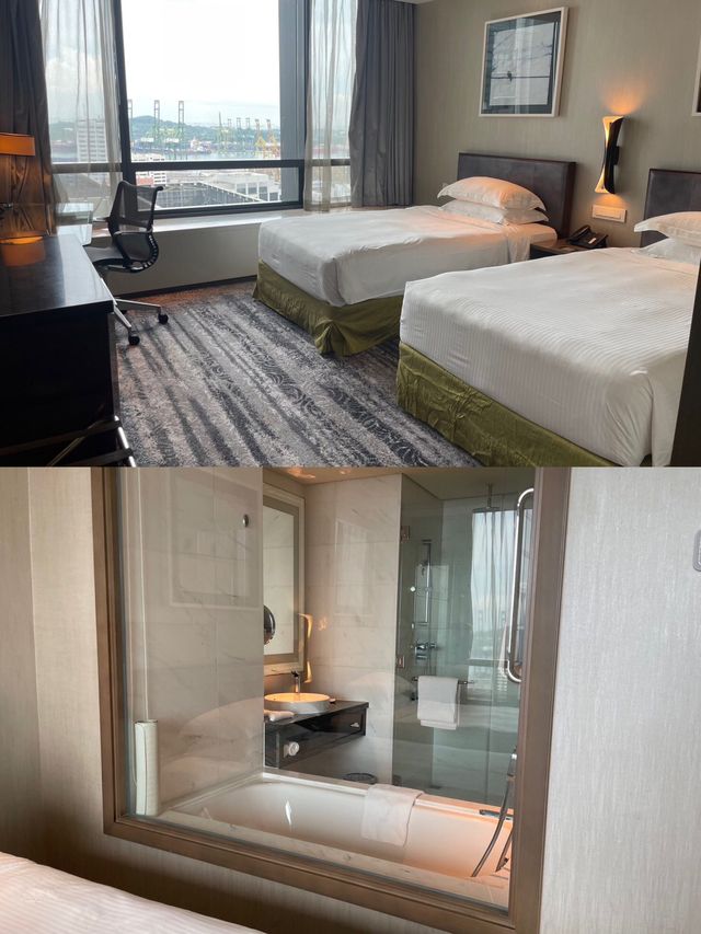 หนีร้อนไปนอนที่ Carlton City Hotel, Singapore