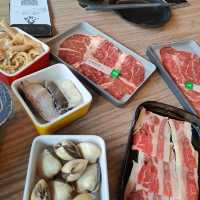 首間任食牛尾煲和鷓鴣湯底火鍋