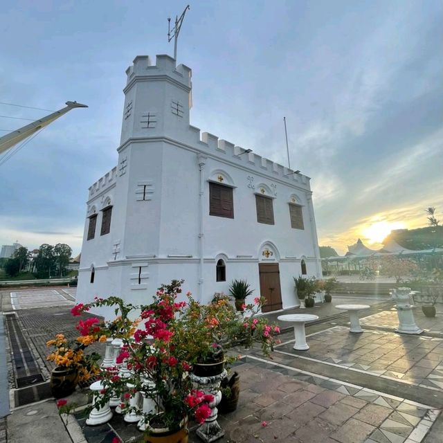 Kuching Waterfront Esplanade