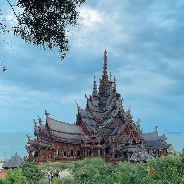 世界最大木雕佛教建築真理寺