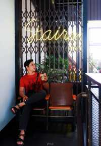 Stairs Cafe and Bistro คาเฟ่ลับ ภูเก็ต 