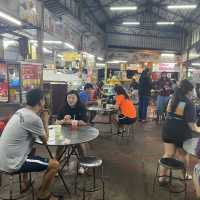 Medan Selera Lengkok Tenggiri 