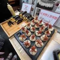 【韓国ソウル・通仁市場】葉銭とおかずを交換してマイお弁当を作る「お弁当カフェ通（とん）」