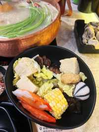 「台式火鍋120分鐘任飲任食，價格優惠」