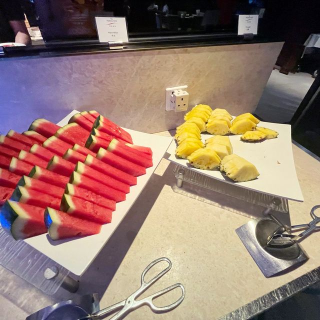 「灣景國際酒店」：無需按金，精彩自助餐。適合放鬆旅遊