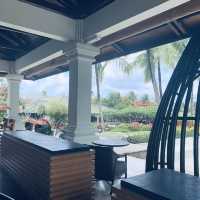 【バリ】大人贅沢なアフタヌーンティーなら”Veranda Lounge and Bar“