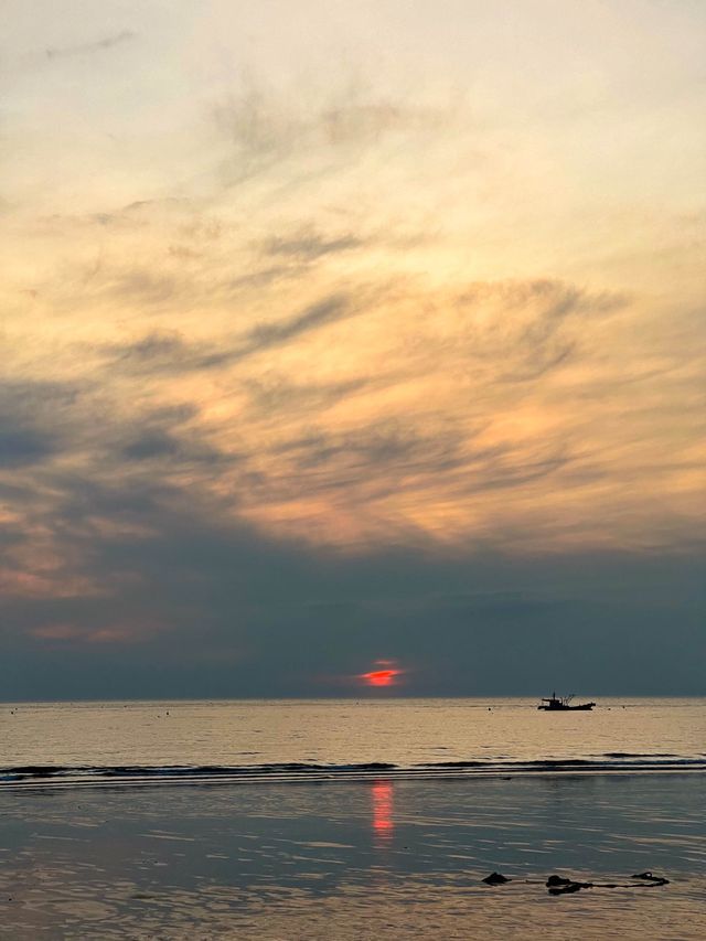 서해안의 오션뷰는 노을이 덤이지💛