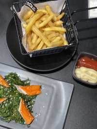 Banpuan Cafe TRAT