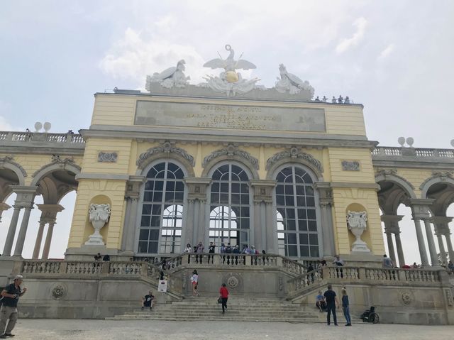 維也納的美泉宮Schoenbrunn Palace 