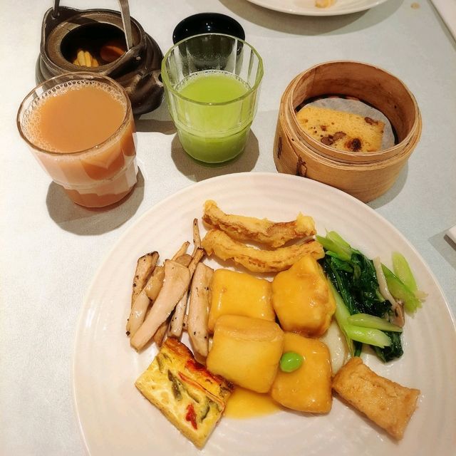 果然匯🥬果然很會，CNN推薦的多國蔬食buffet