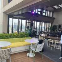 รีวิวบาร์บนดาดฟ้า - Bar Yard
