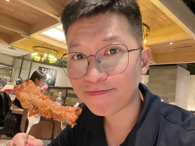 高雄夢時代貝里尼義式餐廳，犒賞辛苦的爸爸❤️
