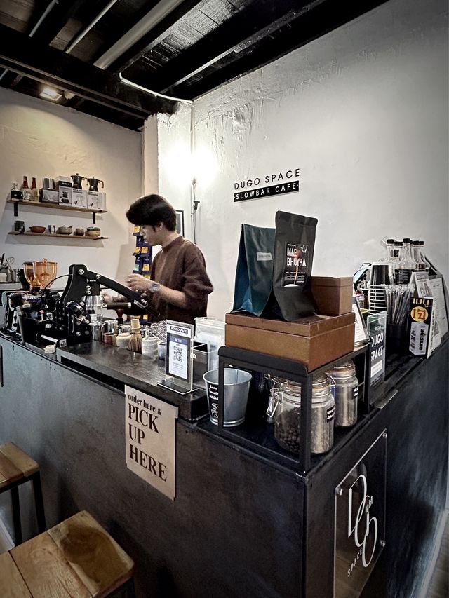 กาแฟเข้มข้น ที่ MEJAI JEWELRY STUDIO เมืองจันท์
