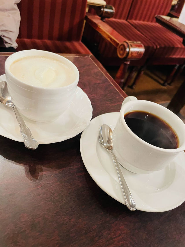 【東京都】浅草の老舗珈琲店で朝食を楽しむ