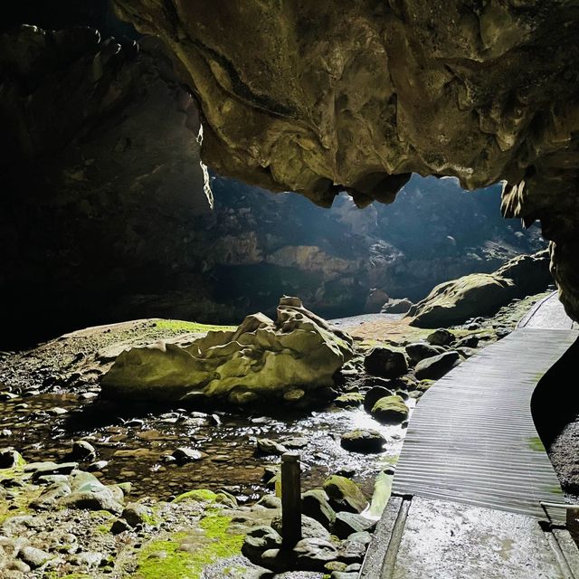 The world's largest underground chamber.