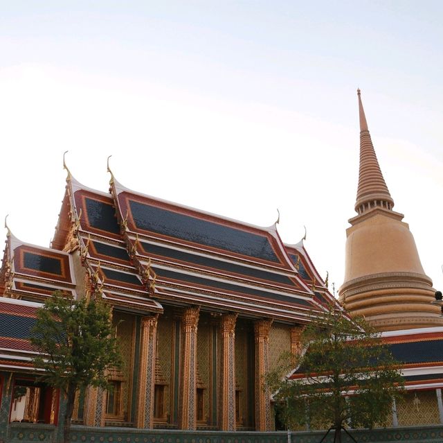 พามาไหว้พระวัดราชบพิธสถิตมหาสีมาราม