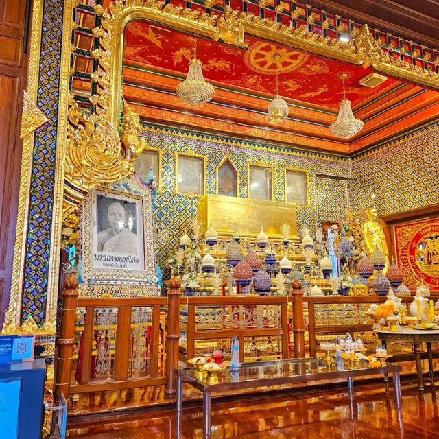 วัดปากน้ำภาษีเจริญกัน