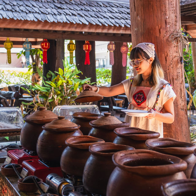 บุฟเฟ่ต์ขนมจีน 89 เชียงใหม่รวมน้ำดื่มและของทานเล่น