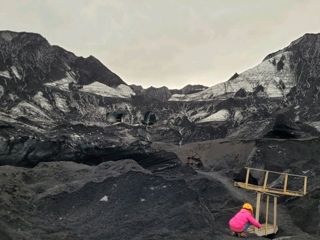  The mighty Katla Volcano Ice Caves - Out of the World Planet