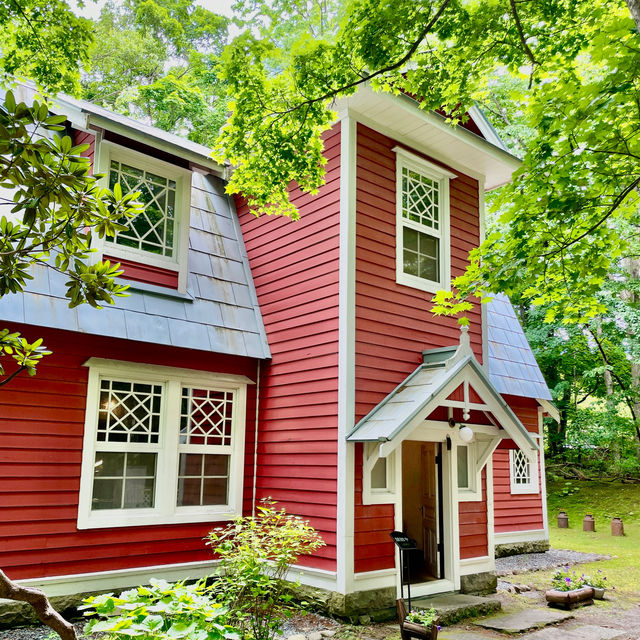Literary Legacy: Arishima's Historic Home