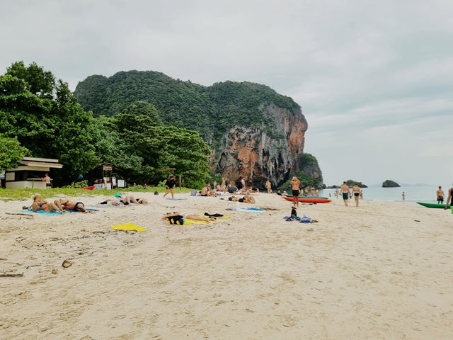 Phra nang Cave Beach 