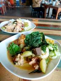 เฮือนหนมเส้น ขนมจีนบุฟเฟต์ย่านนนทบุรี