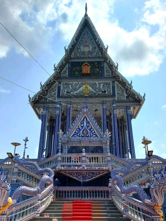 ชมโบสถ์เซรามิกสีน้ำเงิน วัดปากน้ำแขมหนู จันทบุรี