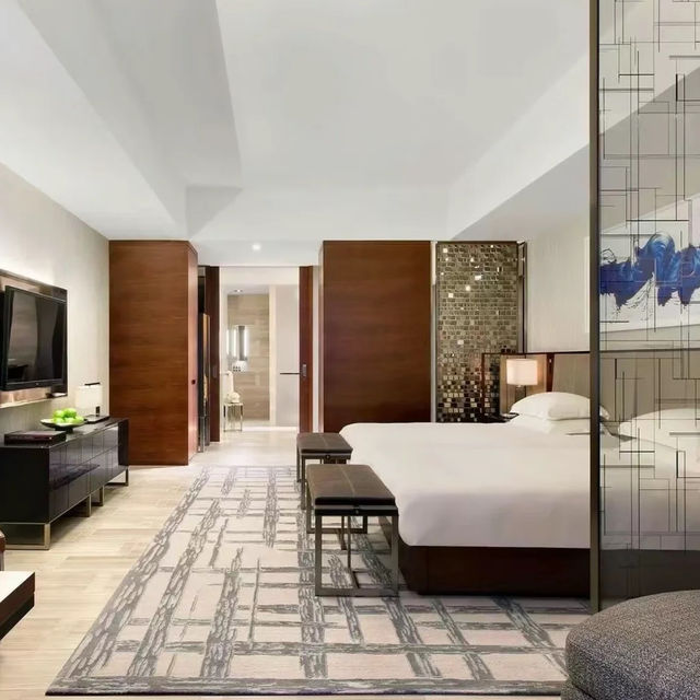 Urban Elegance: Park Hyatt New York
