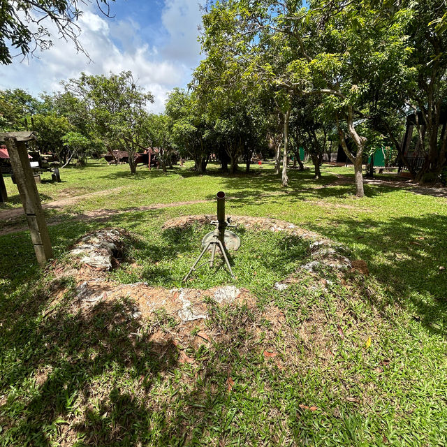 戦争博物館で世界平和を願う。