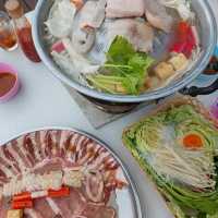 ชื่นใจแช่น้ำอ่างจากุชชี่ ชมหมอกหน้าฝนแบบ 180°