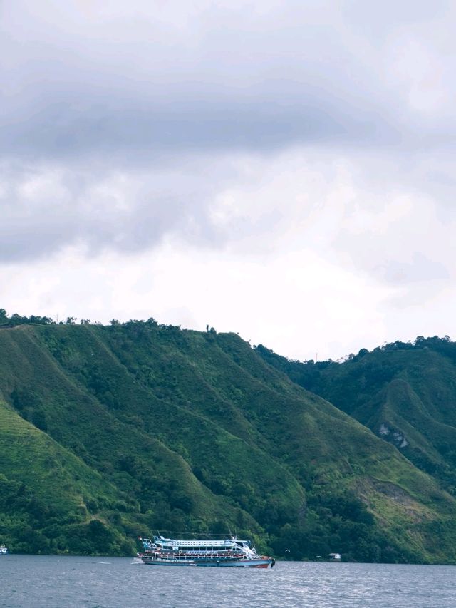 【インドネシア】美しい湖を見るならトバ湖