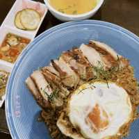 ร้านอาหารมิตรทาวน์