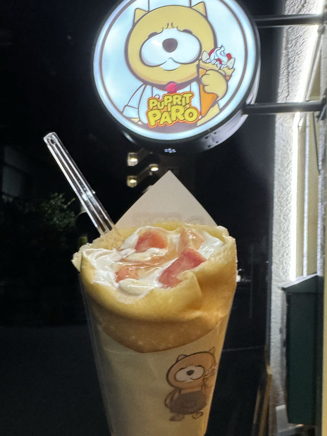 【北九州カフェ】クリームたっぷりのツヤもちクレープ屋さん✨