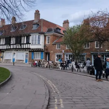 York UK, small size Edinburg 