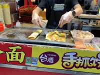 《必去東門食玩買》