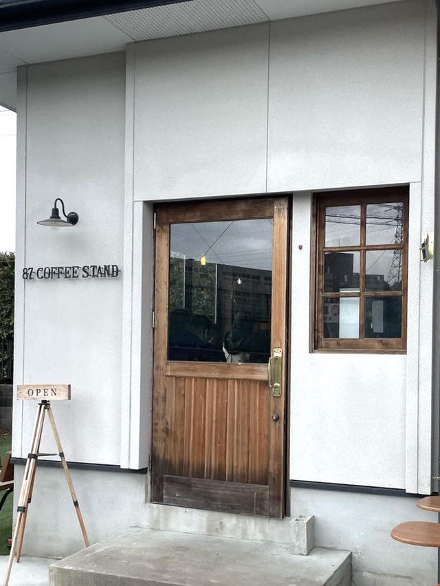【北九州カフェ】小さな落ち着いた雰囲気のコーヒースタンド☕️