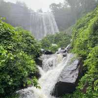 วนอุทยานน้ำตกผาหลวง