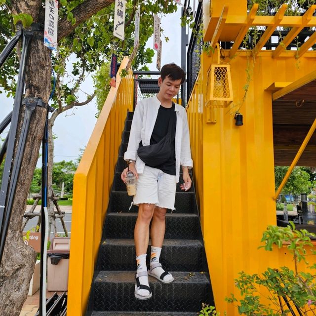 ร้านกาแฟริมแม่น้ำฮันในดานัง