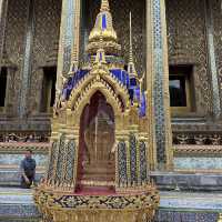 A Glimpse into Thailand’s Royal Grandeur at The Grand Palace 