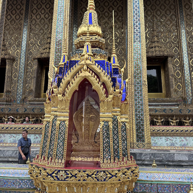 A Glimpse into Thailand’s Royal Grandeur at The Grand Palace 